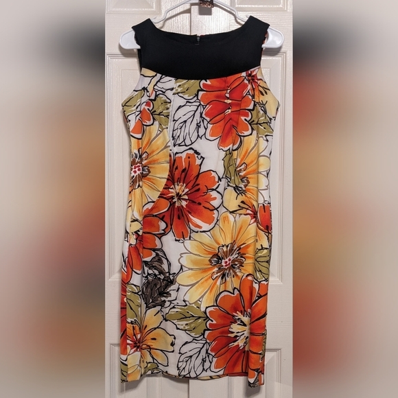 5/$25 Dress Barn Floral Dress - Picture 1 of 5